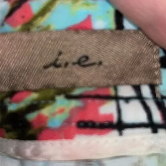 i.e. postcard‎ print skirt 10 - Picture 3 of 4